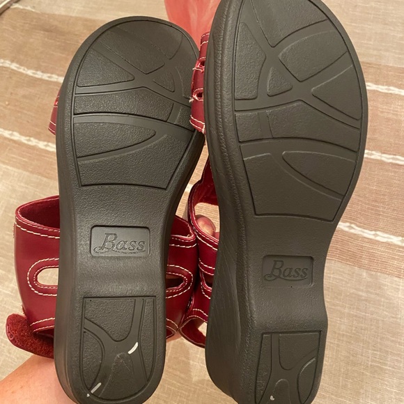 BASS UEC Womens Sandals Size 9 Red Tabitha Comfort
Sandals Black Sole - Picture 10 of 16